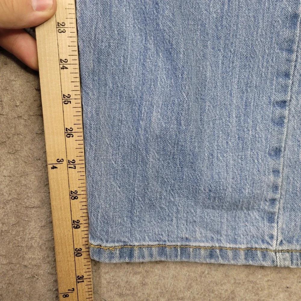 Levi's 505 Men's Jeans 32x30 Medium Wash Blue Denim Regular Fit Straight Leg